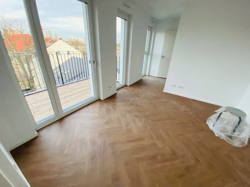 Moderne Wohnung zu Innenhof mit Balkon, EBK und Abstellkammer! — photo 1